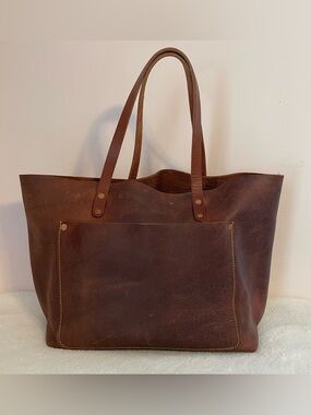KMM brown Kodiak market tote, great preloved condition!